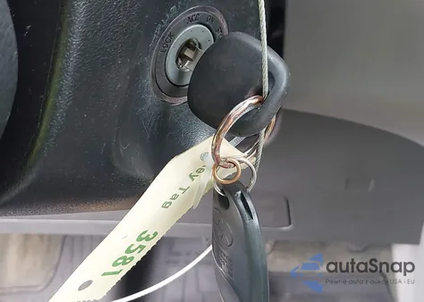 2017 Toyota Sienna Le 7 Passenger z USA, uszkodzony, nr VIN 5TDJZ3DC8HS184113